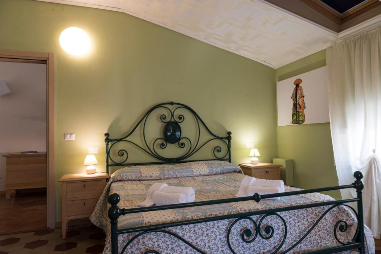 Bb La Bella Addormentata E Il Principe Calaf Bed and Breakfast Lucca Exterior foto